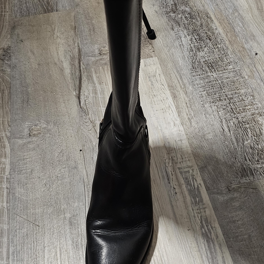 Authentic Tory Burch Kneel High Black Leather Riding Boots - Picture 15 of 16